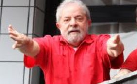 Lula decide nesta semana se aceita convite de Dilma para assumir ministério
