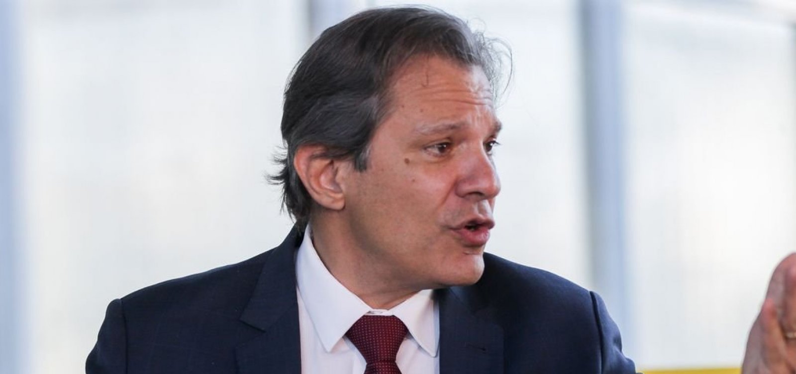 Governo pretende enviar projeto de lei para taxar os ‘super-ricos’, diz Fernando Haddad