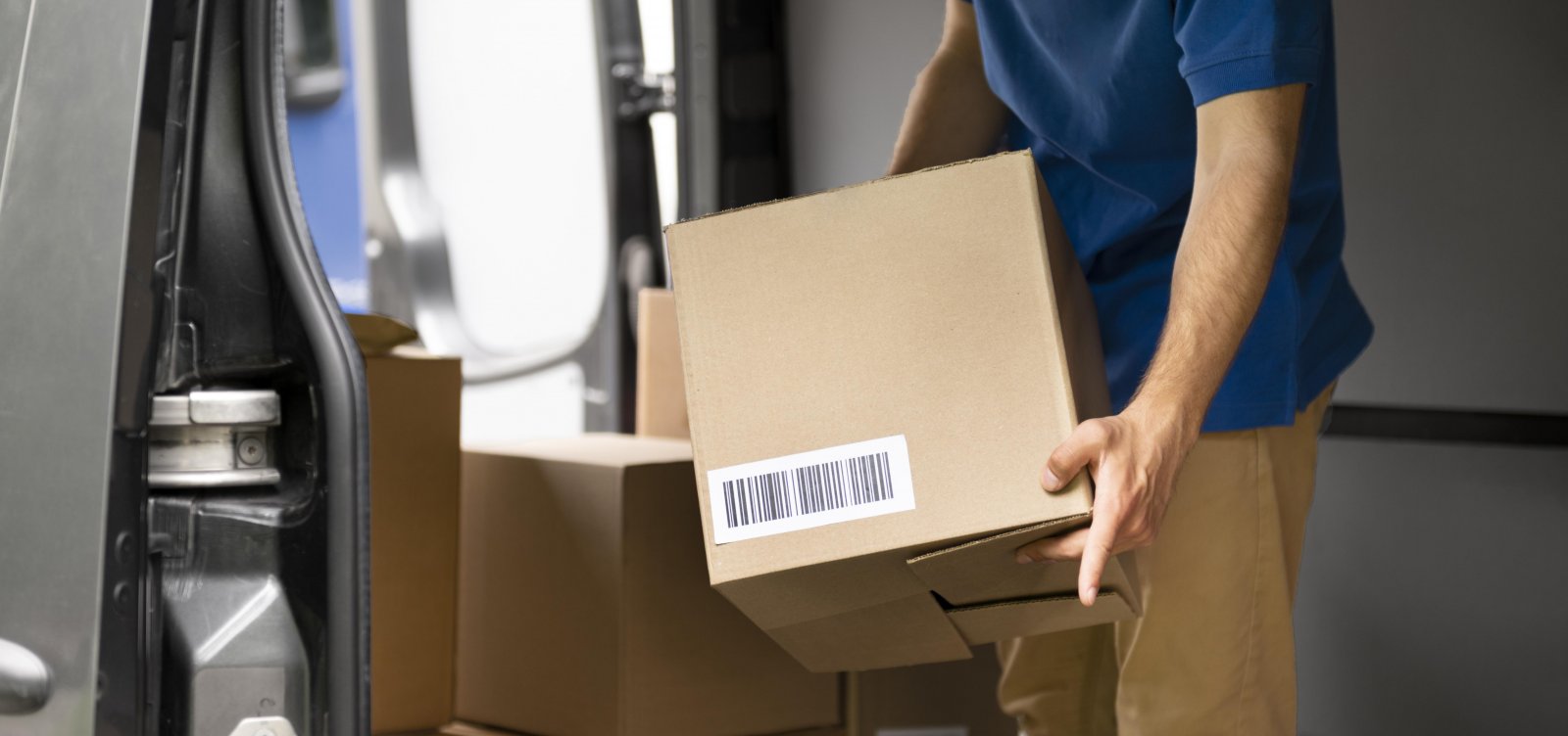 Brasil recebeu 176,3 milhões de encomendas de baixo valor em 2022 sem pagar imposto