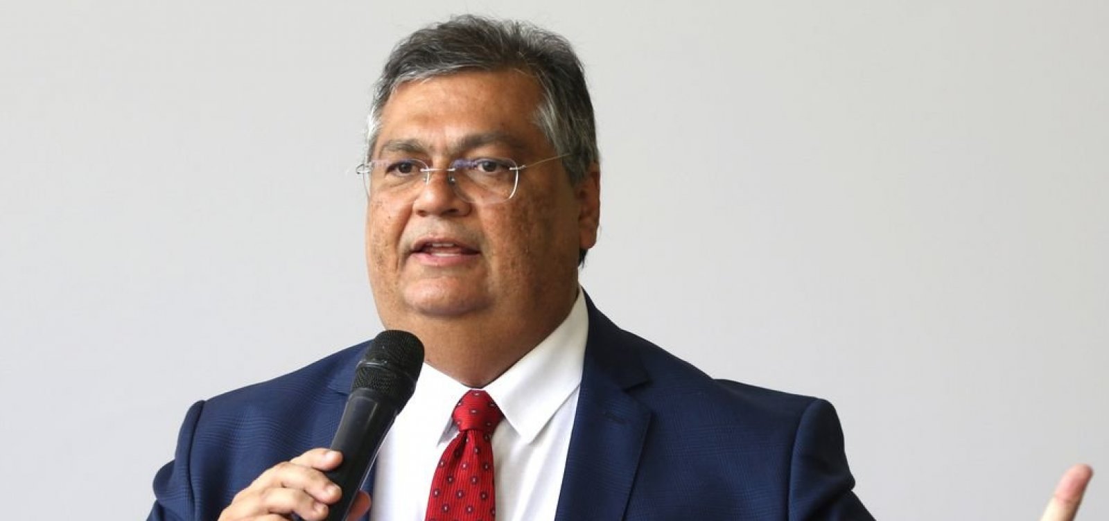 Governo Lula anuncia PL que tornará ataques em escolas em crime hediondo