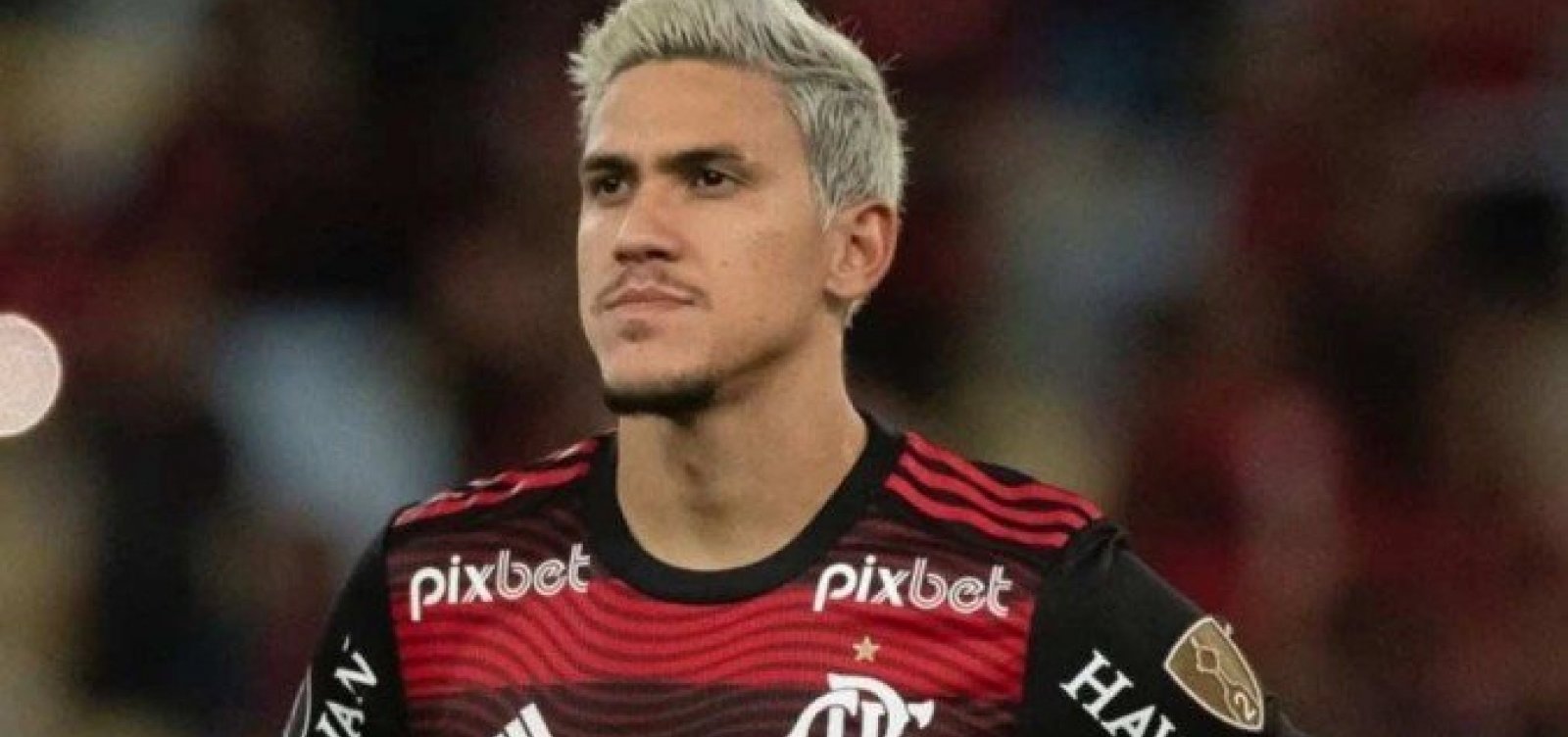 Após agressão, Pedro presta queixa contra preparador do Flamengo e elenco pede demissão do profissional