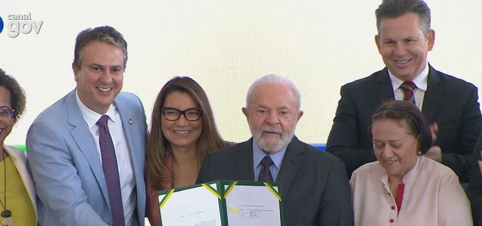 Lula sanciona lei que amplia 1 milhão de vagas na educação básica em tempo integral