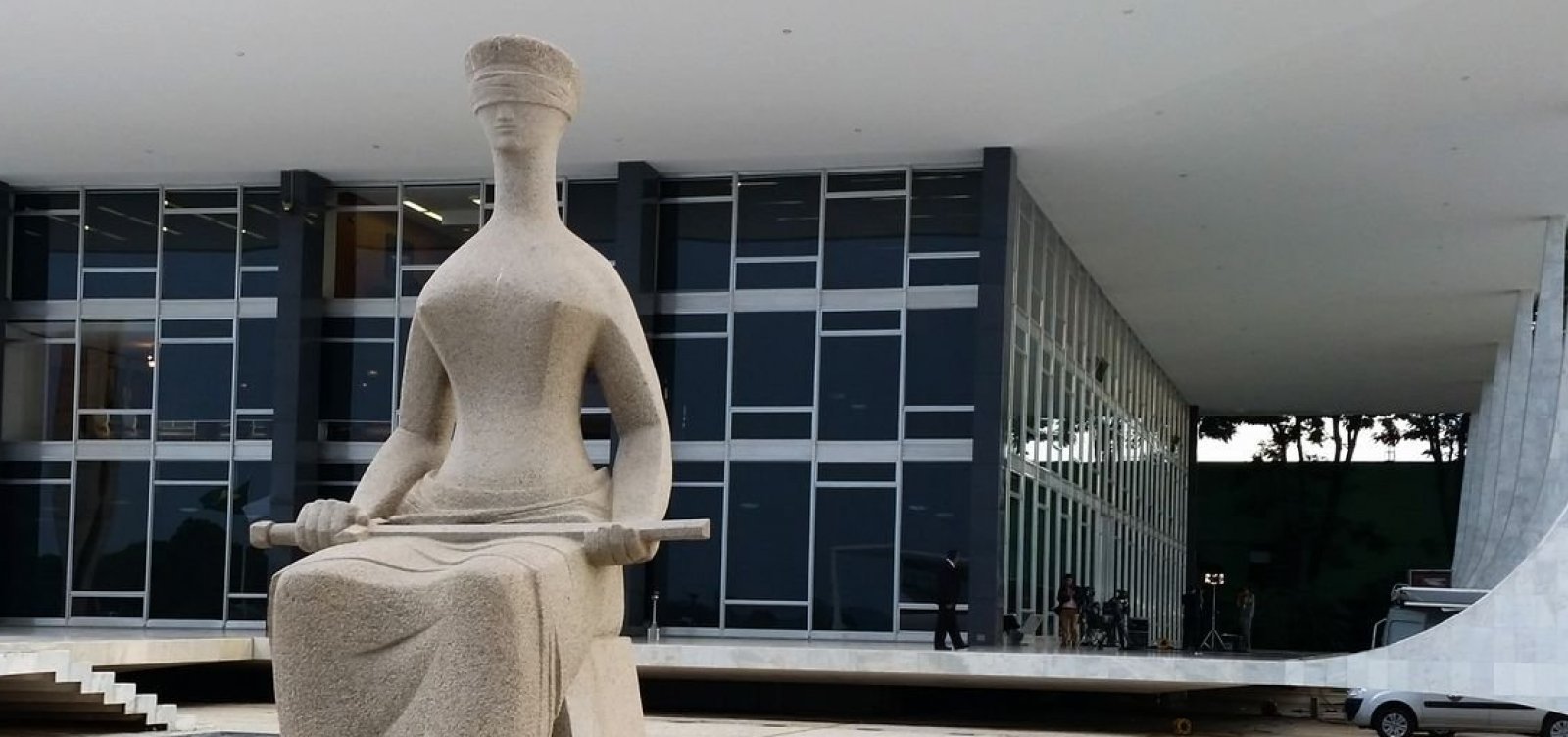 STF forma maioria para permitir prisão imediata após condenação do júri popular