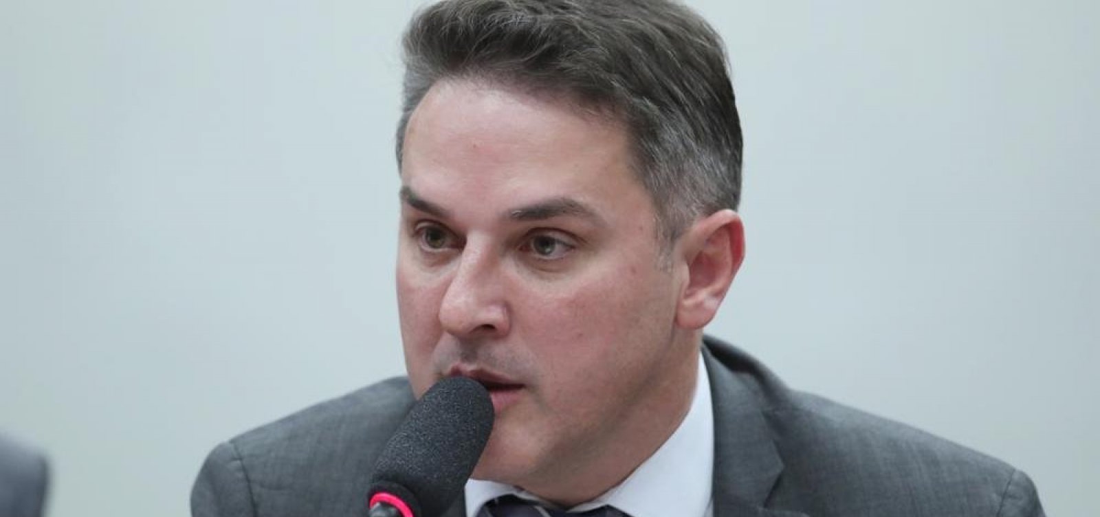 Zucco diz que fala contra Sâmia foi desnecessária, mas nega as acusações de preconceito: "Se vitimizou"