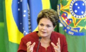 Presidente Dilma nega boato de que estava internada em hospital 