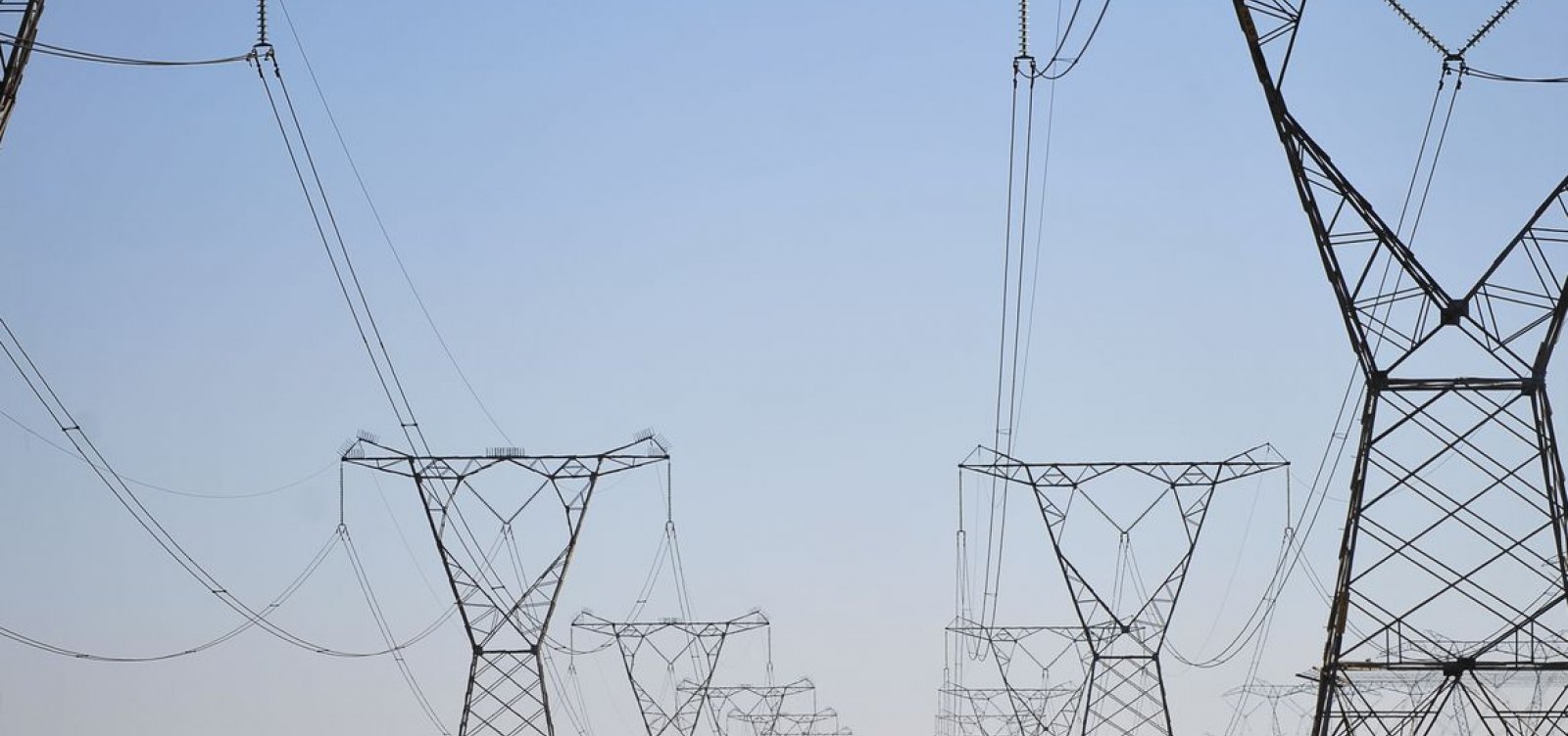 Bahia deve ter perdido R$ 2,2 milhões por hora durante apagão, aponta Fecomércio 