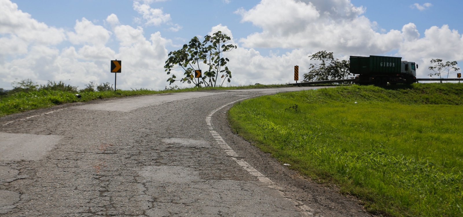 Na direção do caos: BRs da Bahia causam prejuízo aos motoristas e ViaBahia ignora queixas