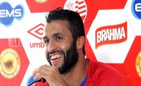 Bahia volta a investir na contratação de Ronaldo Alves, do Náutico