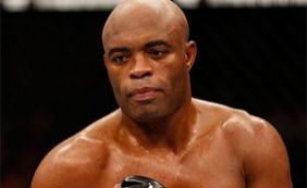 Anderson Silva vai enfrentar "Homem Ambulância" pelo UFC em Curitiba