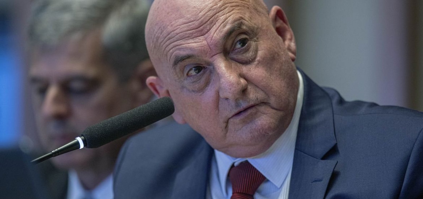 Gonçalves Dias admite à CPMI que fez avaliação errada diante de ataques no 8 de janeiro