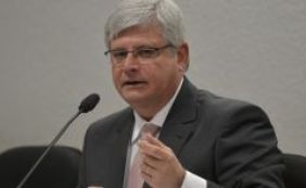 Rodrigo Janot sobre Lula: “Ser ministro não blinda ninguém”