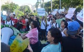 Manifestação na Av. Oscar Pontes deixa trânsito na região lento
