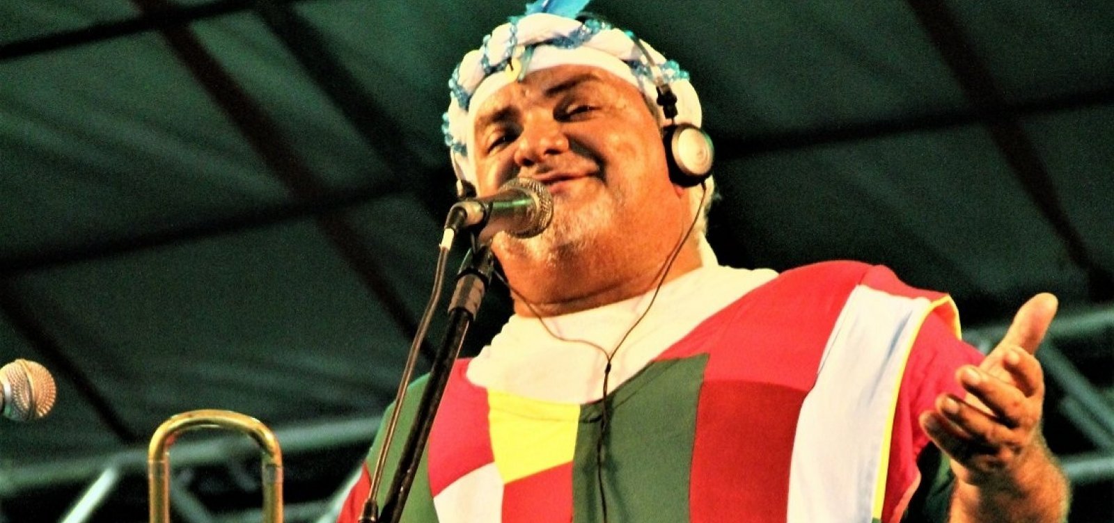 Gerônimo faz show no Largo do Pelourinho nesta sexta-feira