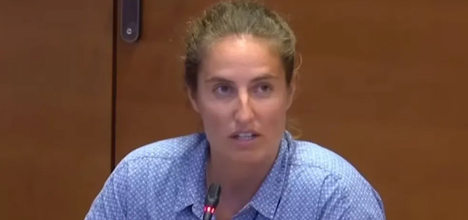 Ex-tenista francesa denuncia técnico por abuso sexual: "Fui violada quase 400 vezes"