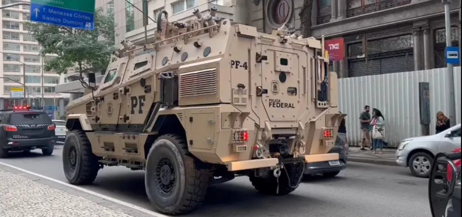 PF envia viaturas blindadas a Salvador para reforçar combate ao crime organizado