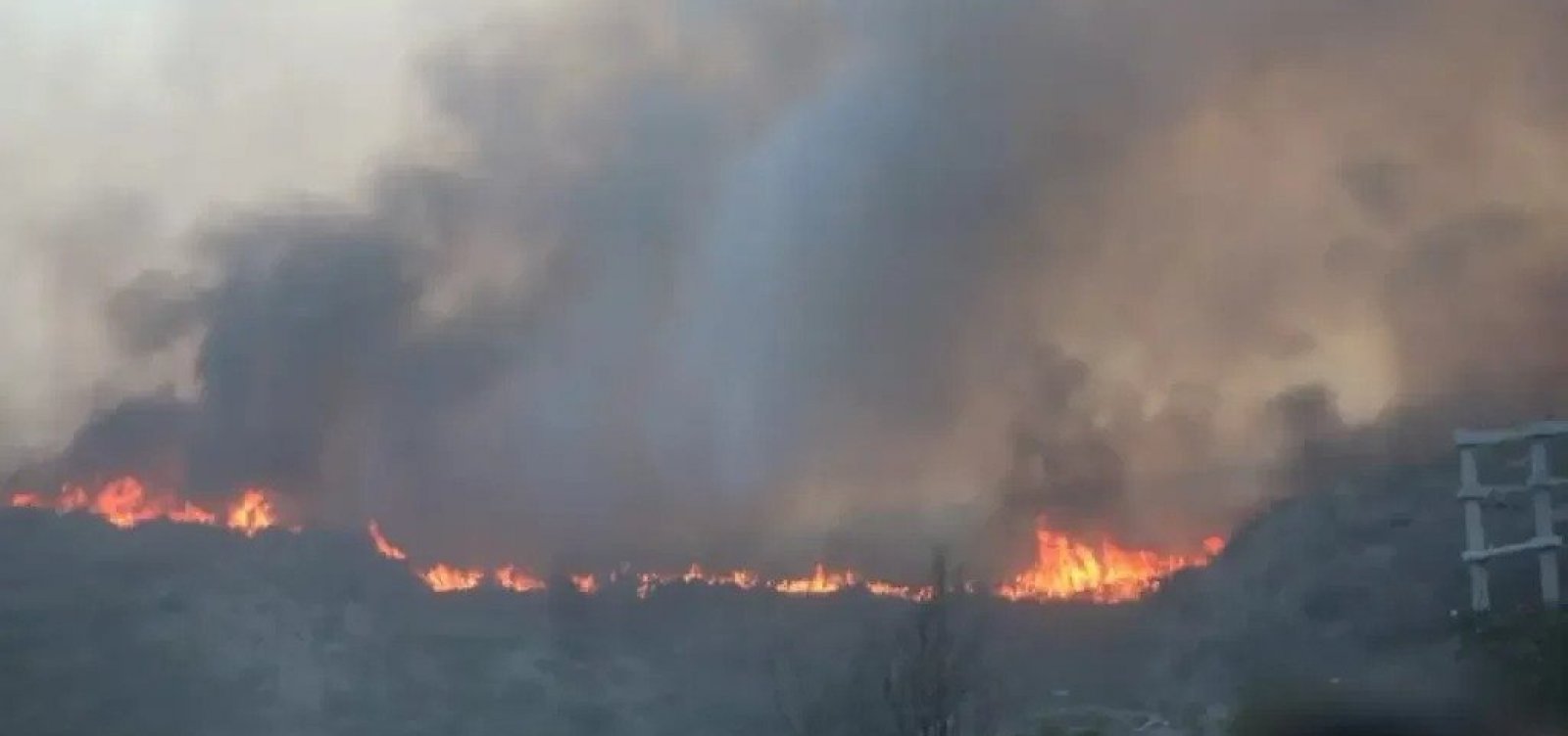 Inc&ecirc;ndio atinge Argentina e deixa 70 pessoas desabrigadas