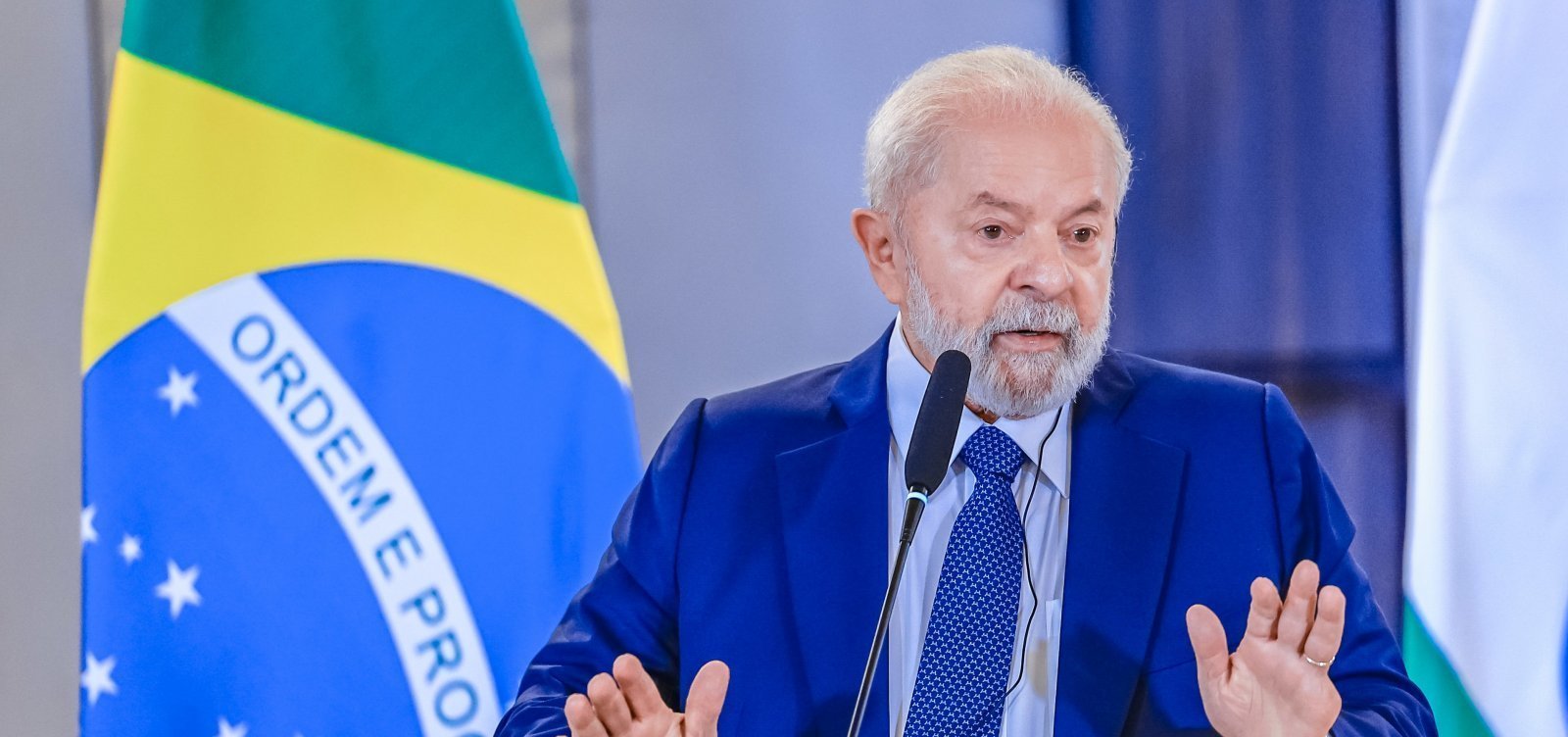 Governo Lula tenta evitar desgastes com viagens ao exterior