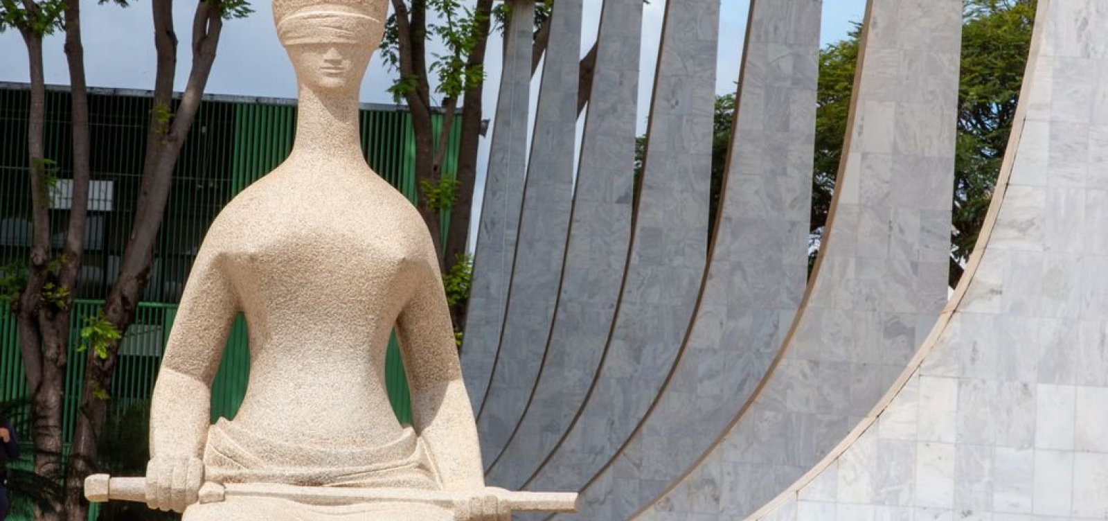 STF forma maioria para a condenação de mais um grupo de réus dos atos do 8 de janeiro