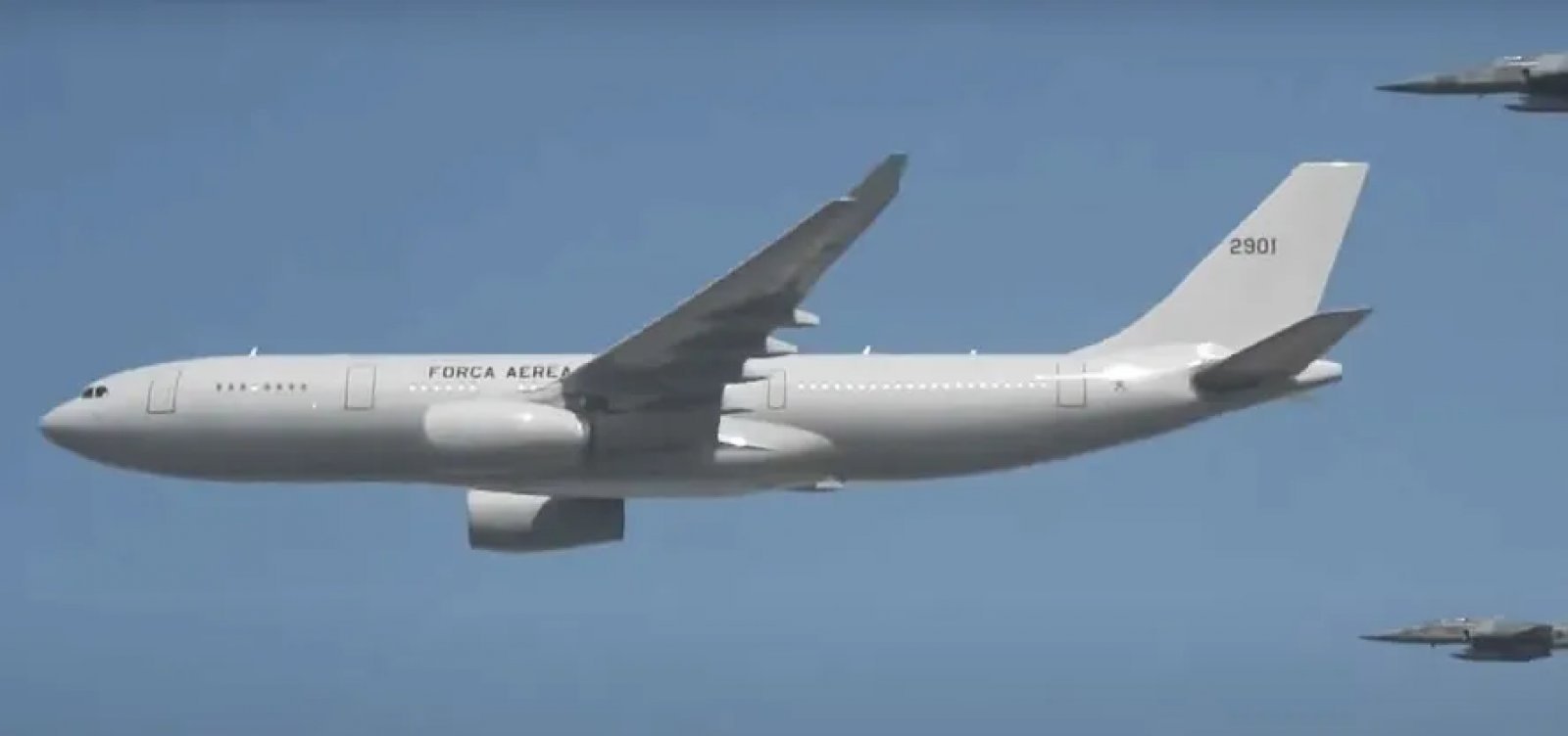 &Uacute;ltimo voo da primeira  opera&ccedil;&atilde;o de resgate de brasileiros em Israel pousa no Rio de Janeiro