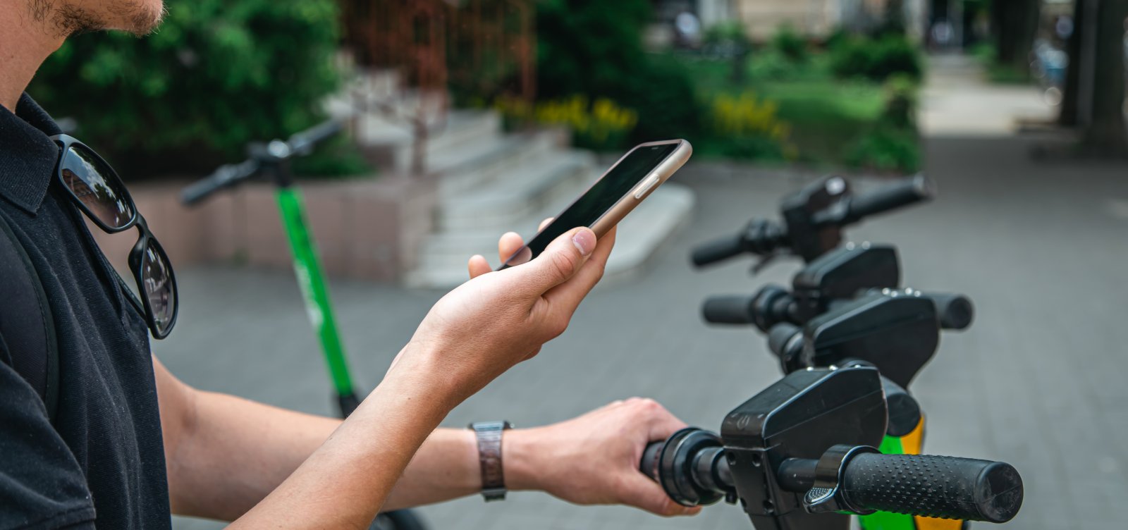 TST diz que Uber pune e premia entregadores como em um videogame