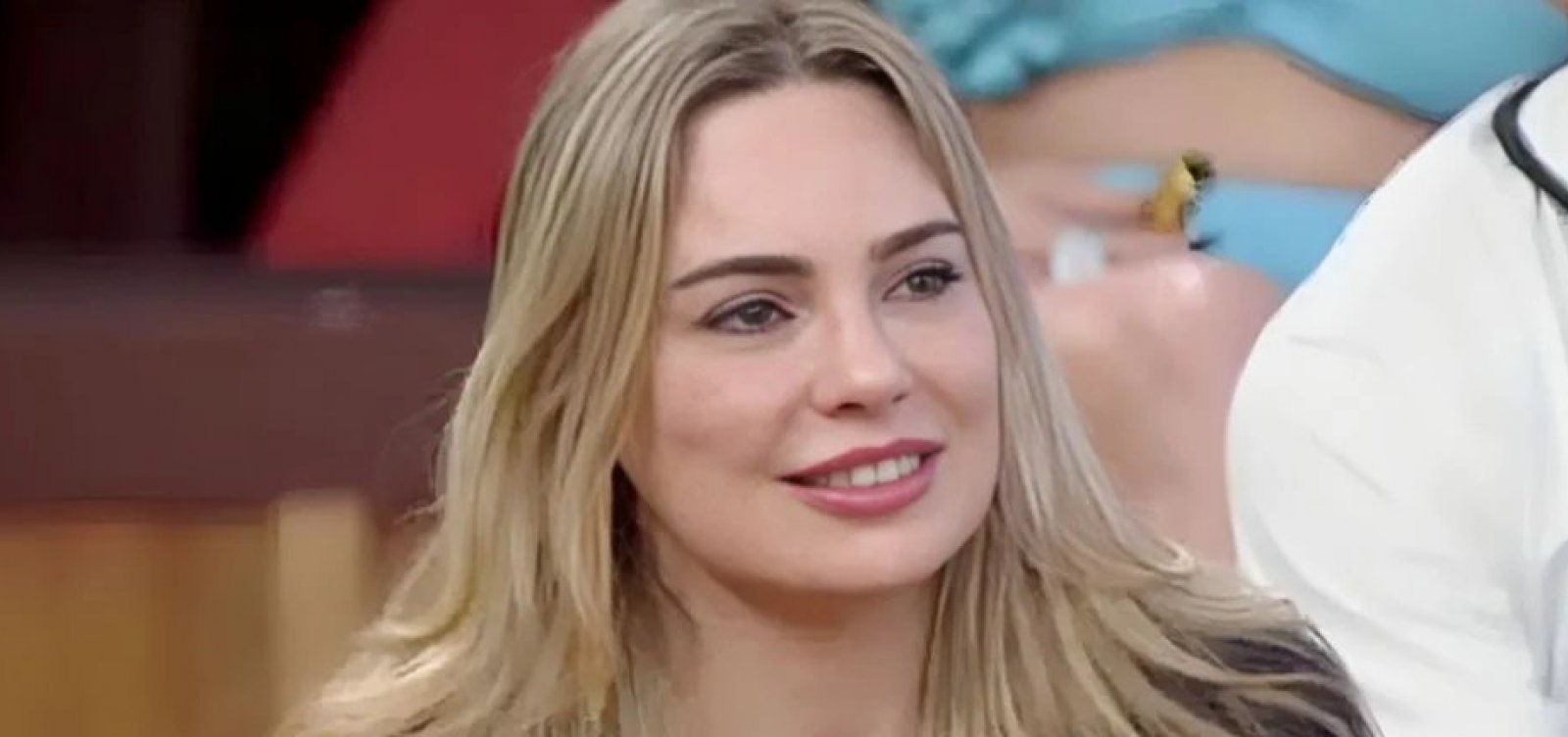 Rachel Sheherazade é expulsa de A Fazenda 15 após agredir Jenny Miranda