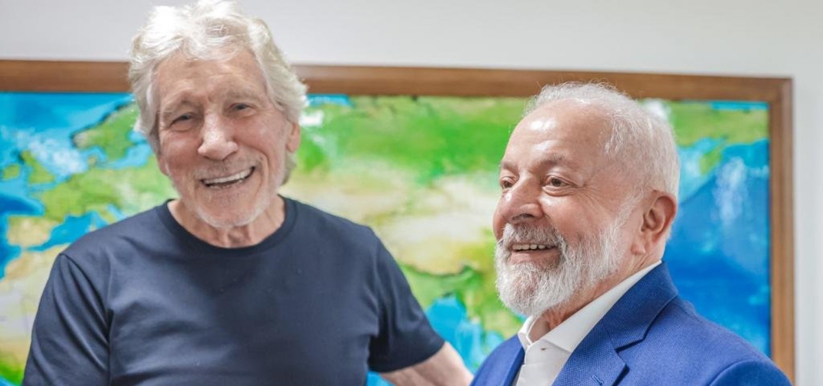 Em turnê no Brasil, cantor britânico Roger Waters encontra Lula no Palácio do Planalto