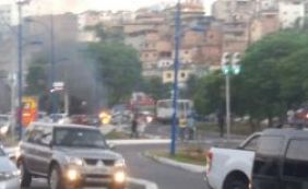 Manifestantes promovem toque de recolher na região da Avenida Vasco da Gama