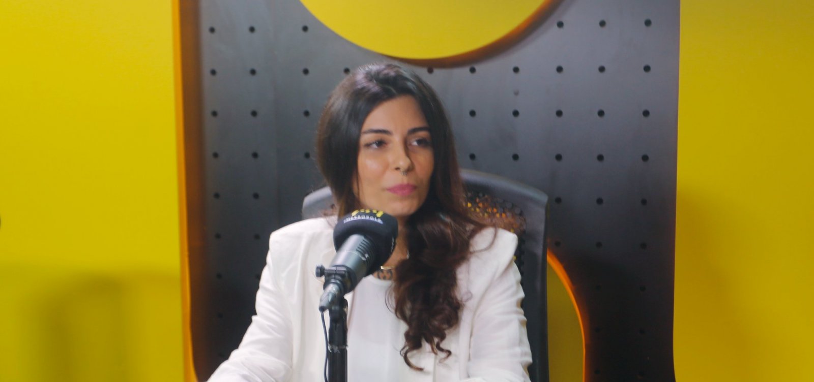 “Ciúmes não é amor, é preciso fazer essa distinção”, adverte terapeuta 