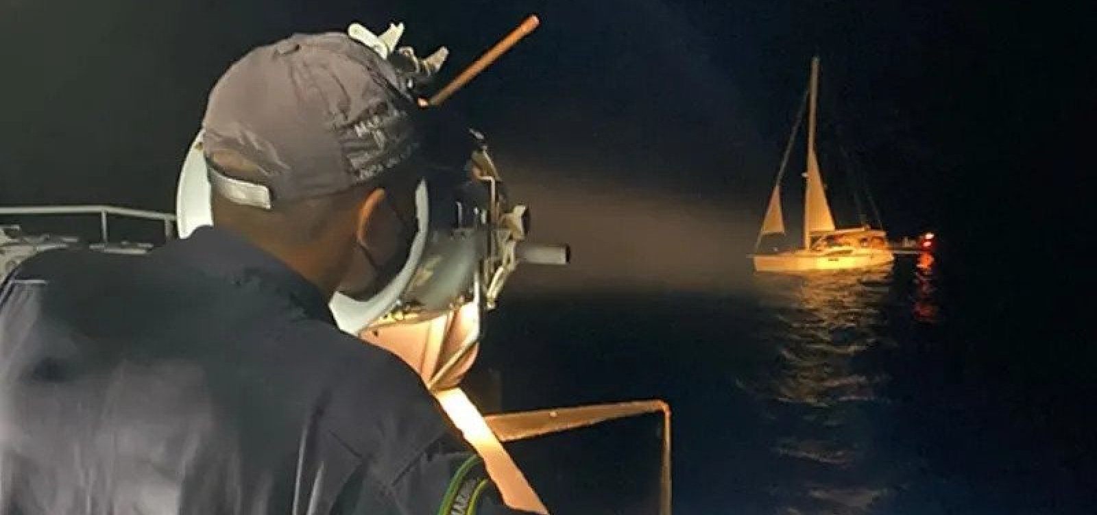 Veleiro alemão é apreendido na costa da Bahia com duas toneladas de drogas
