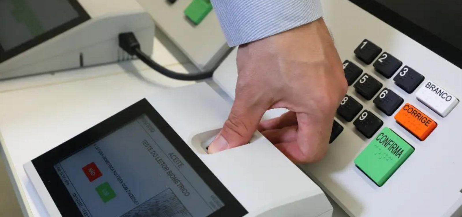 Tribunal Superior Eleitoral realiza teste público das urnas eletrônicas