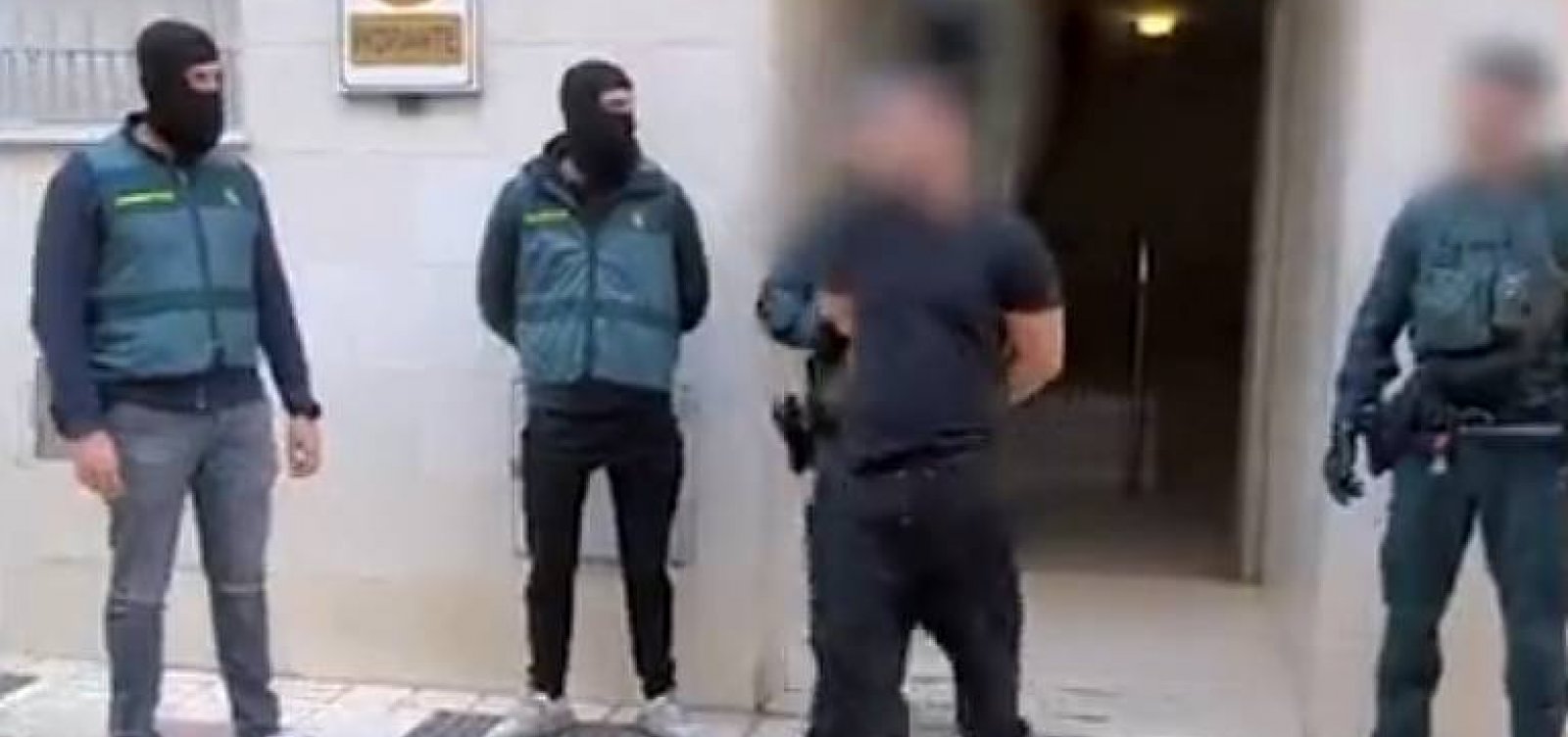 Brasileiros são presos na Espanha por suspeita de ligação com grupo terrorista