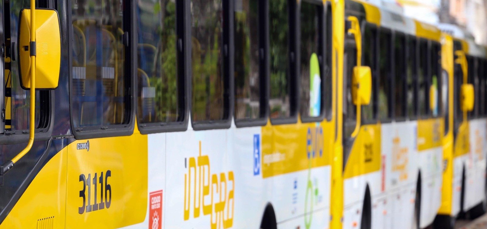Novas linhas de ônibus começam a circular em Salvador neste sábado 