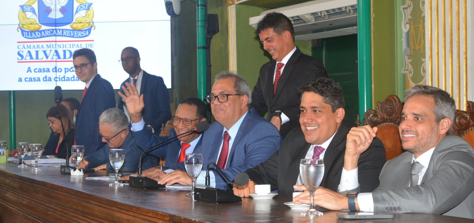 Câmara de Salvador aprova empréstimos de quase R$ 900 milhões para prefeitura