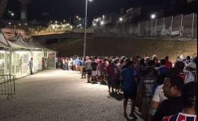 Após confusão com entrada de torcedores, Bahia estende promoção na Arena