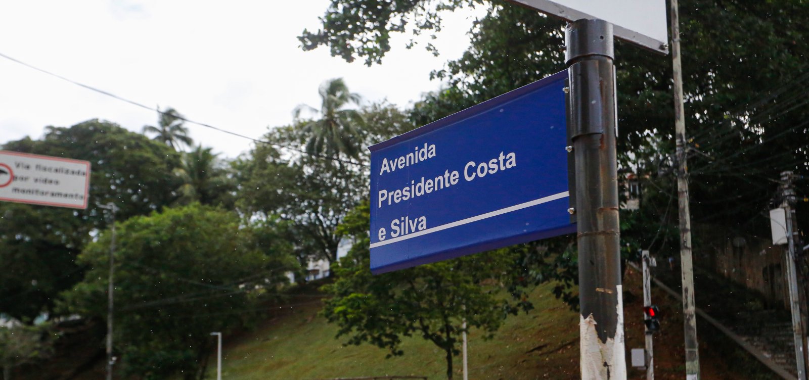 Confrontando o passado: projetos propõem mudanças em espaços que homenageiam escravistas