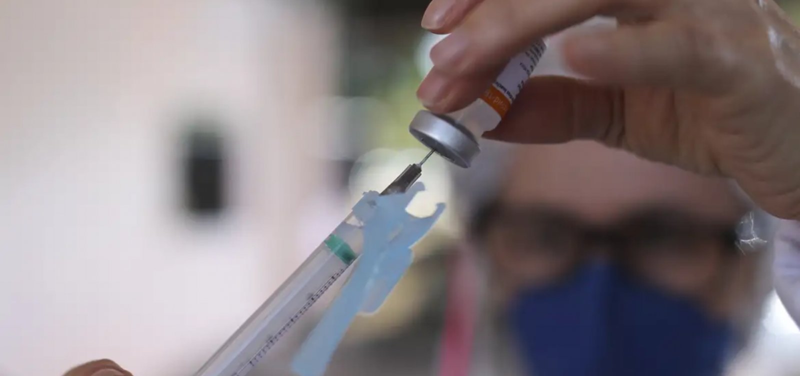 Ministério da Saúde anuncia que vacina da dengue é incorporada ao SUS 