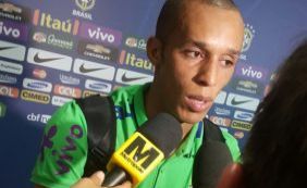 'Seleção não teve uma noite feliz defensivamente', diz Miranda após empate