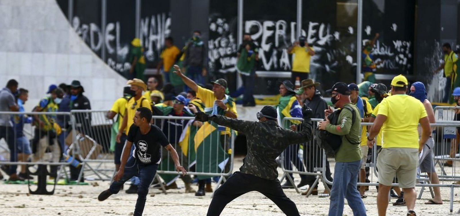 Um ano após os atos golpistas, militares das Forças Armadas não foram responsabilizados