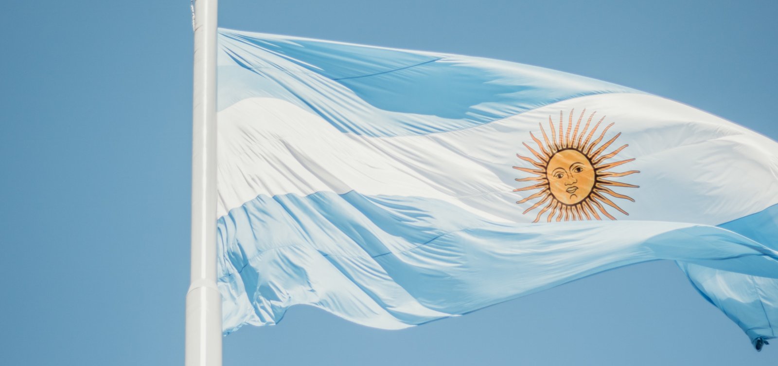 inflação na Argentina em 2023 chega 211,4%, maior nível em 33 anos