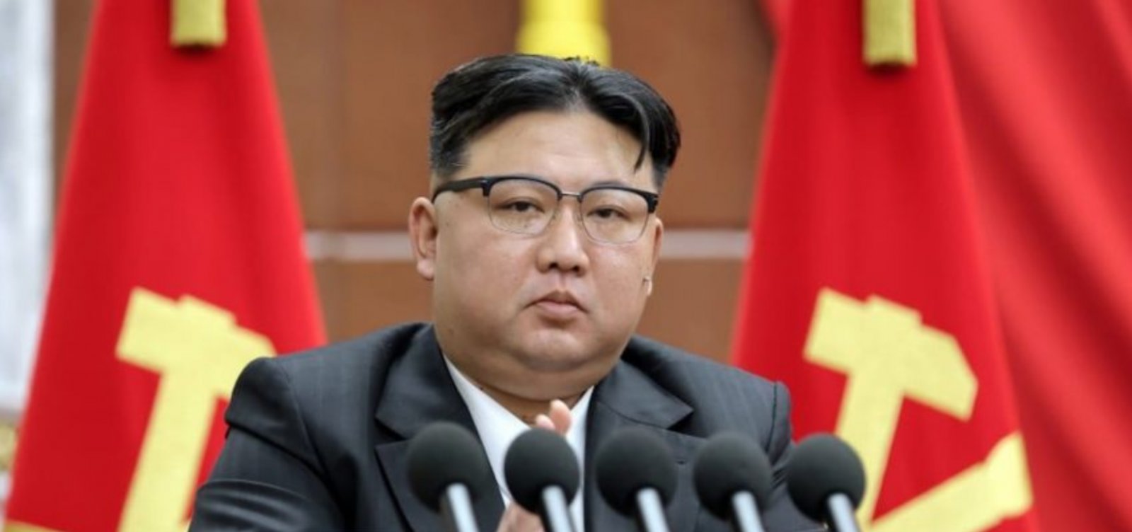 Kim Jong Un promete derrubar arco de reunificação das Coreias que pai construiu em Pyongyang