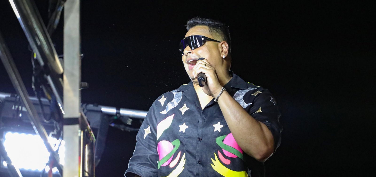 Xanddy Harmonia agita pré-Carnaval com "Melhor Segunda-Feira do Mundo" em circuito Orlando Tapajós