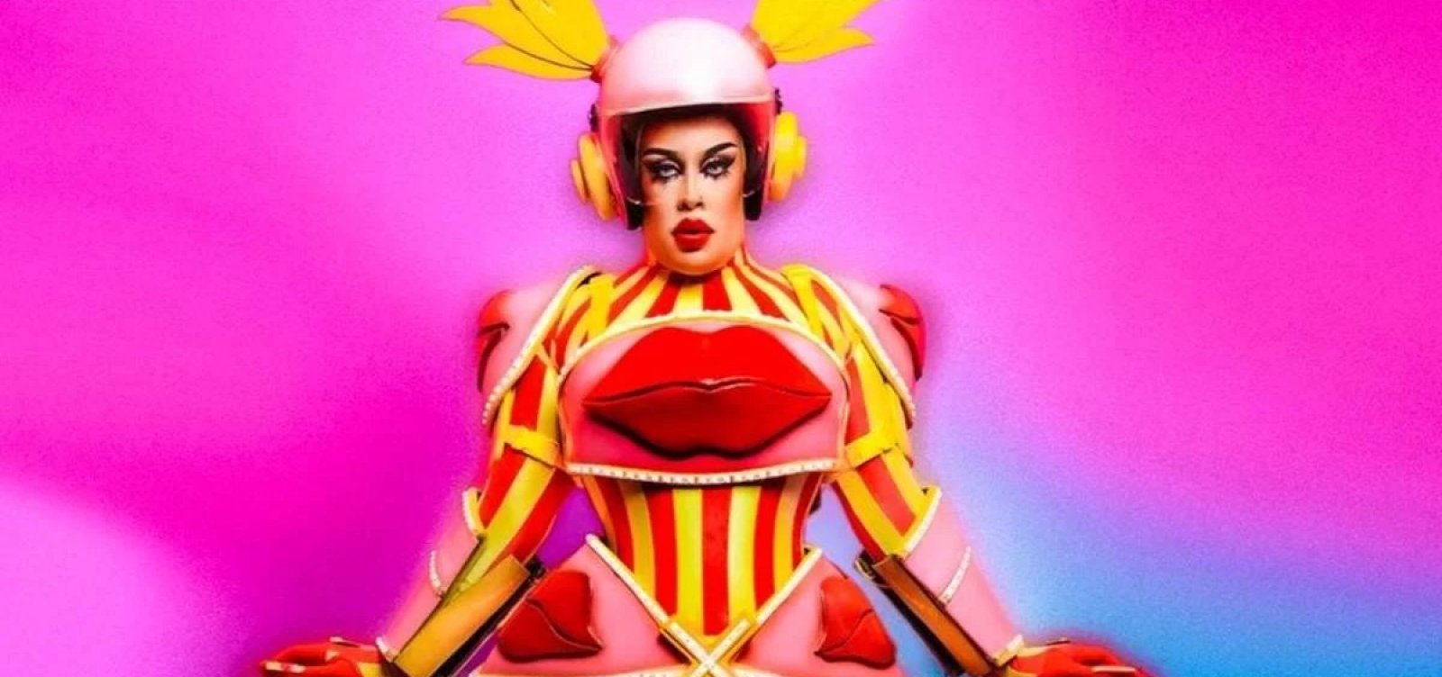 Prestes a vir ao Carnaval de Salvador, Gloria Groove lança clipe de "Modo Xuxa" nesta quinta