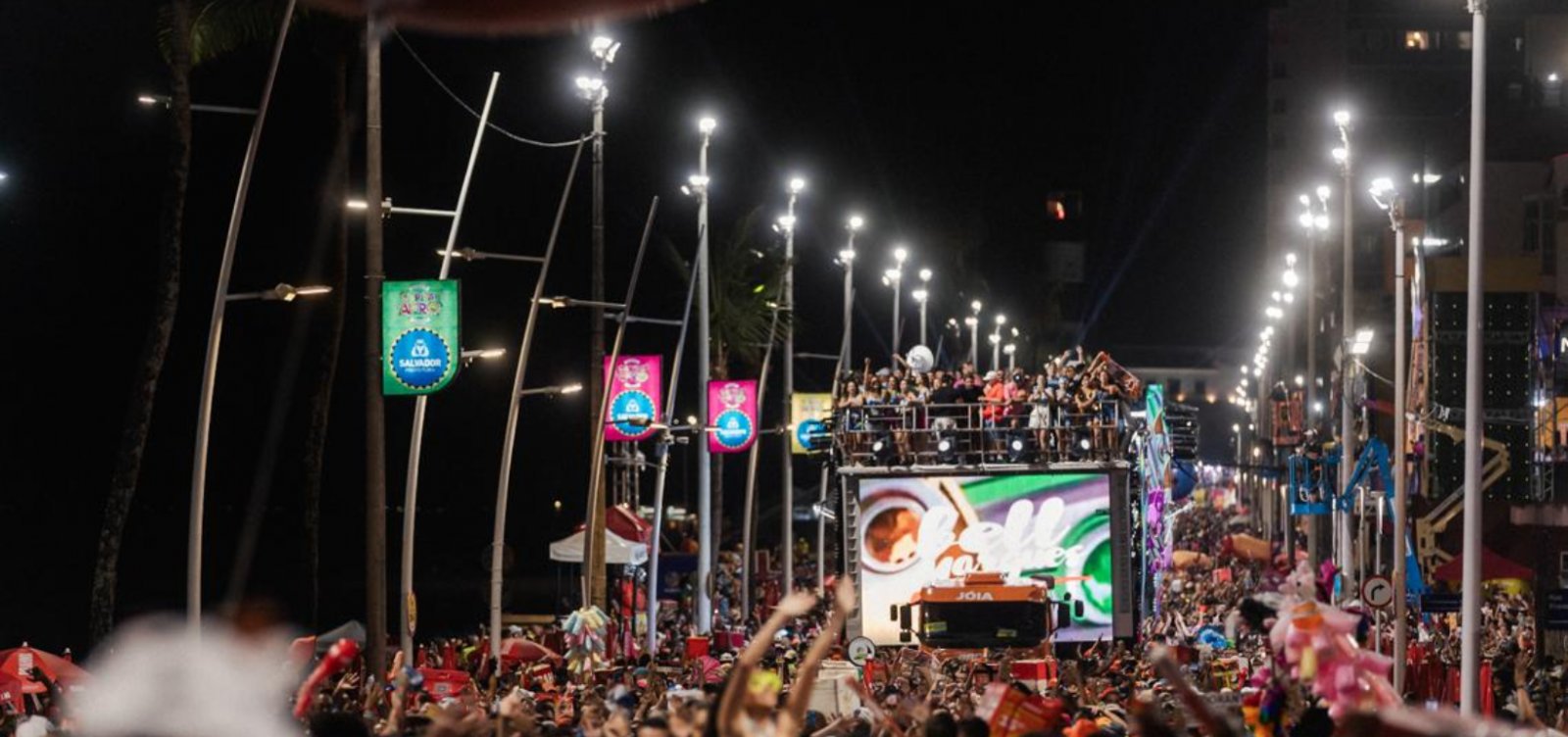 Bombeiros alertam para roupas, calçados e alimentação durante Carnaval de Salvador