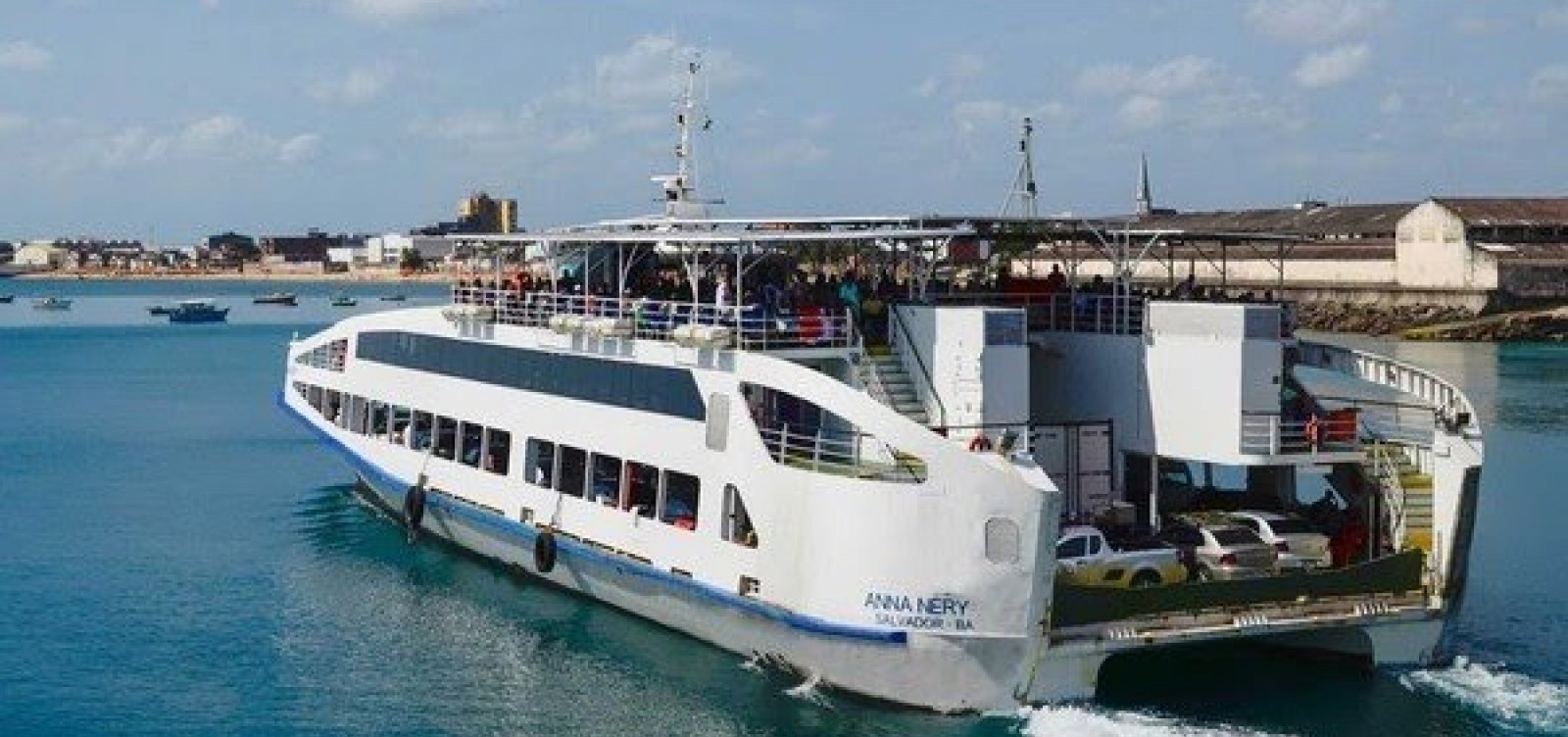 Ferry-Boat: fila de espera no Terminal de São Joaquim ultrapassa 4 horas