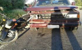 Motociclista morre após ser atropelado e arrastado por 20 metros na BR-030