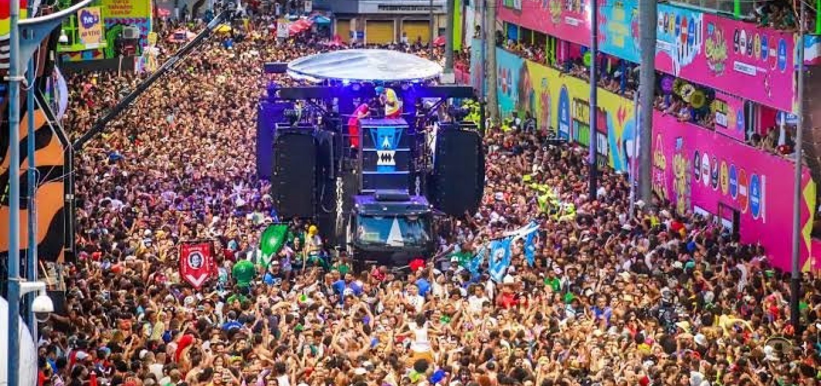 Camarotes  do Carnaval de Salvador devem ser desmontados em até dez dias