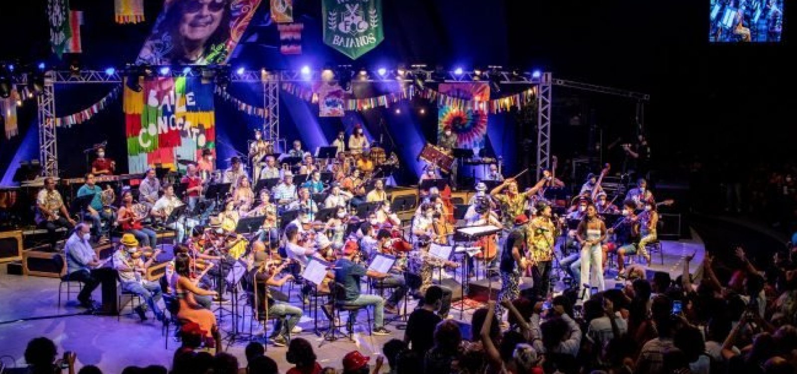 Baile Concerto da Osba homenageia os 80 anos de Chico Buarque com “Noite dos Mascarados