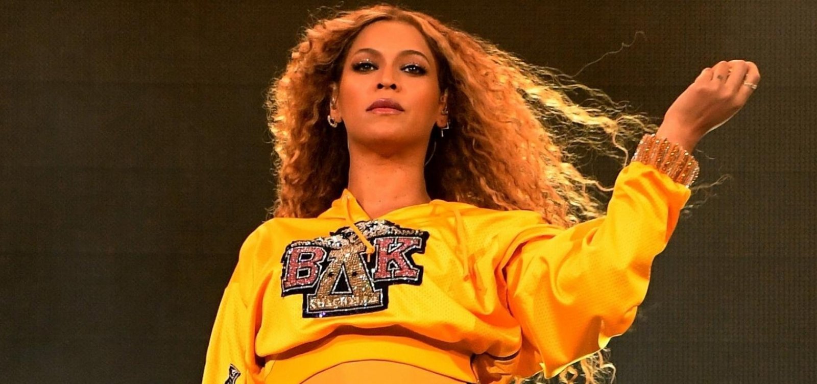 Beyoncé revela que sofre de psoríase (doença no couro cabeludo) desde a infância