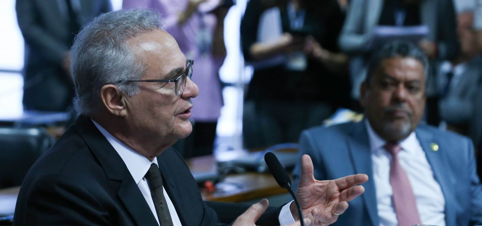 Renan Calheiros renuncia comissão da CPI da Braskem após Rogério Carvalho ser nomeado relator 