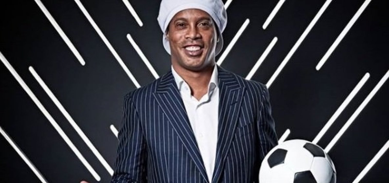 Ronaldinho Gaúcho participa de "No Limite" da Turquia e confirma a fama de rei do rolê aleatório
